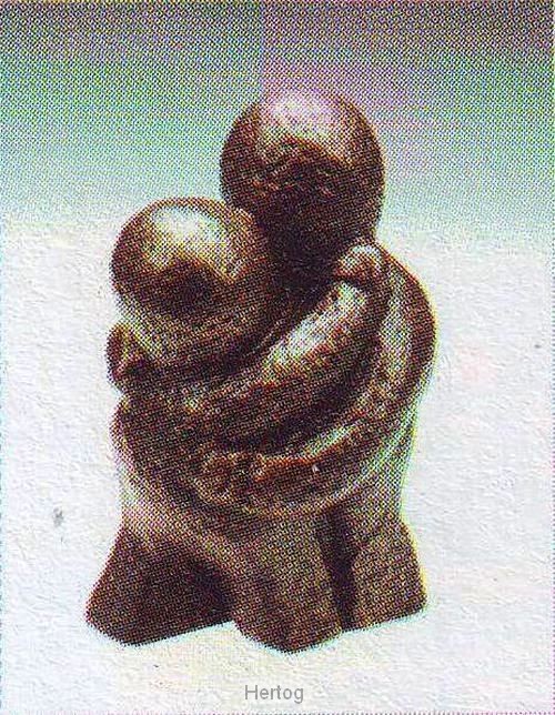Beeldje Liefde is hemels - brons 7 cm.