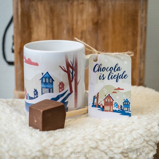 Chocola is liefde - mok + gratis chocolademelkstick