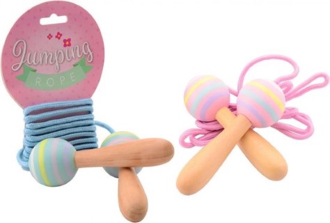 Springtouw met houten handvatten