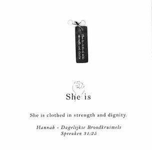 Hanger zilverkleurig She is