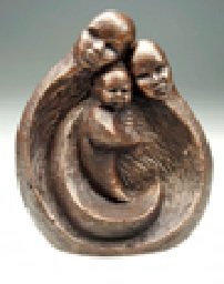 Beeldje Familiekring met 1 kind - brons 11 cm.