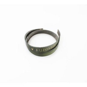 Bijzonder - leren wikkelarmband mosterdgroen
