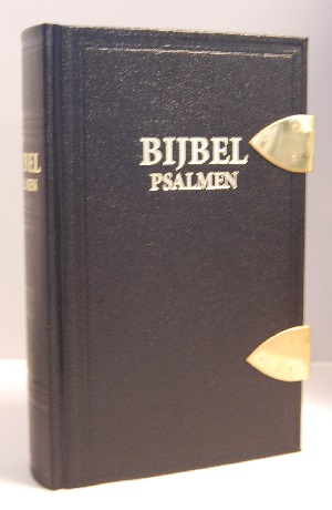 Bijbel Psalmen 15.8 x 24.5 cm. zwart kunstleer goudsnee koperen sloten
